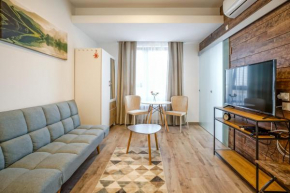 Bright Apartments Moments Away from Herastrau Park, Mall and Metro (with direct line to Old Town)